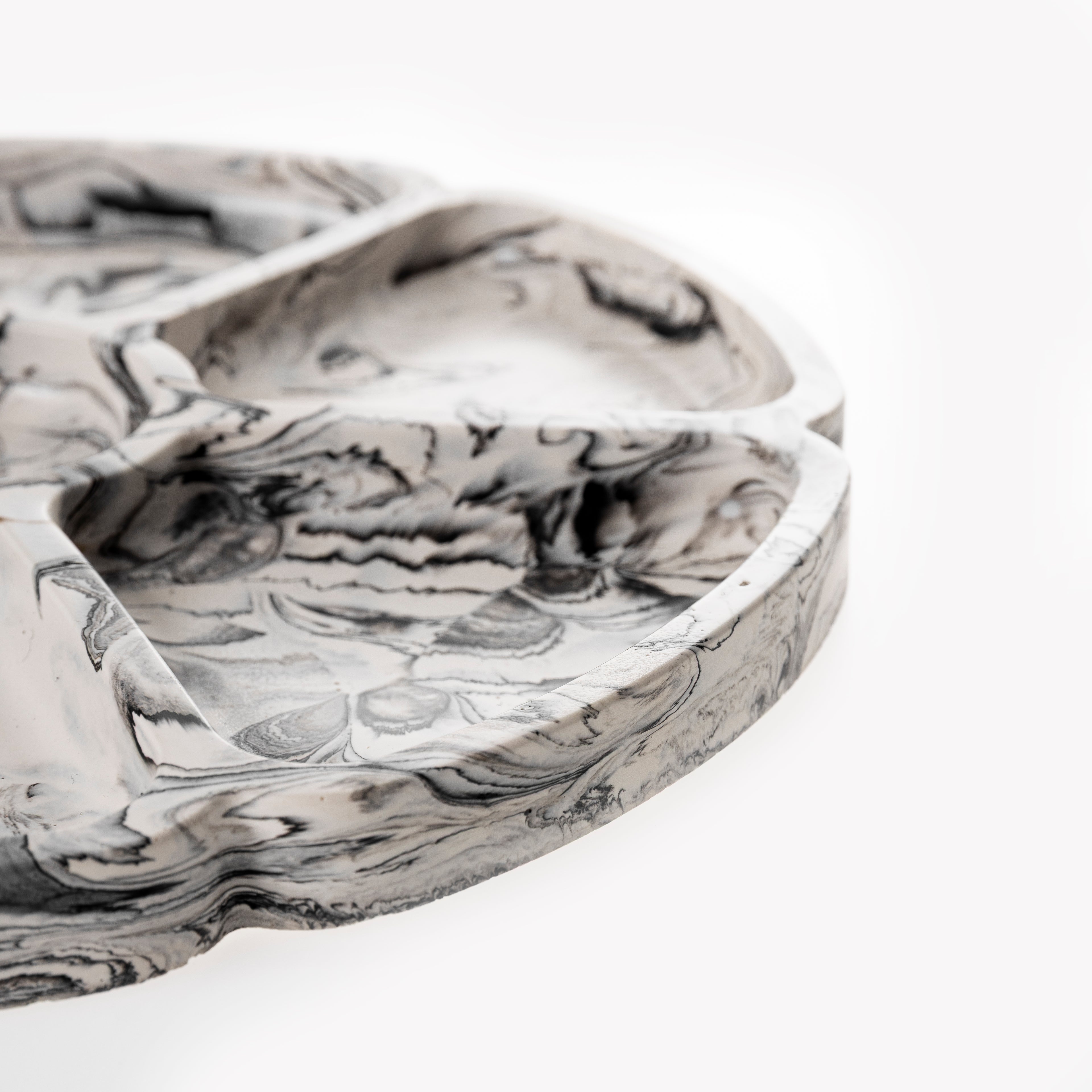 SNACK TRAY [BLACK MARBLE]