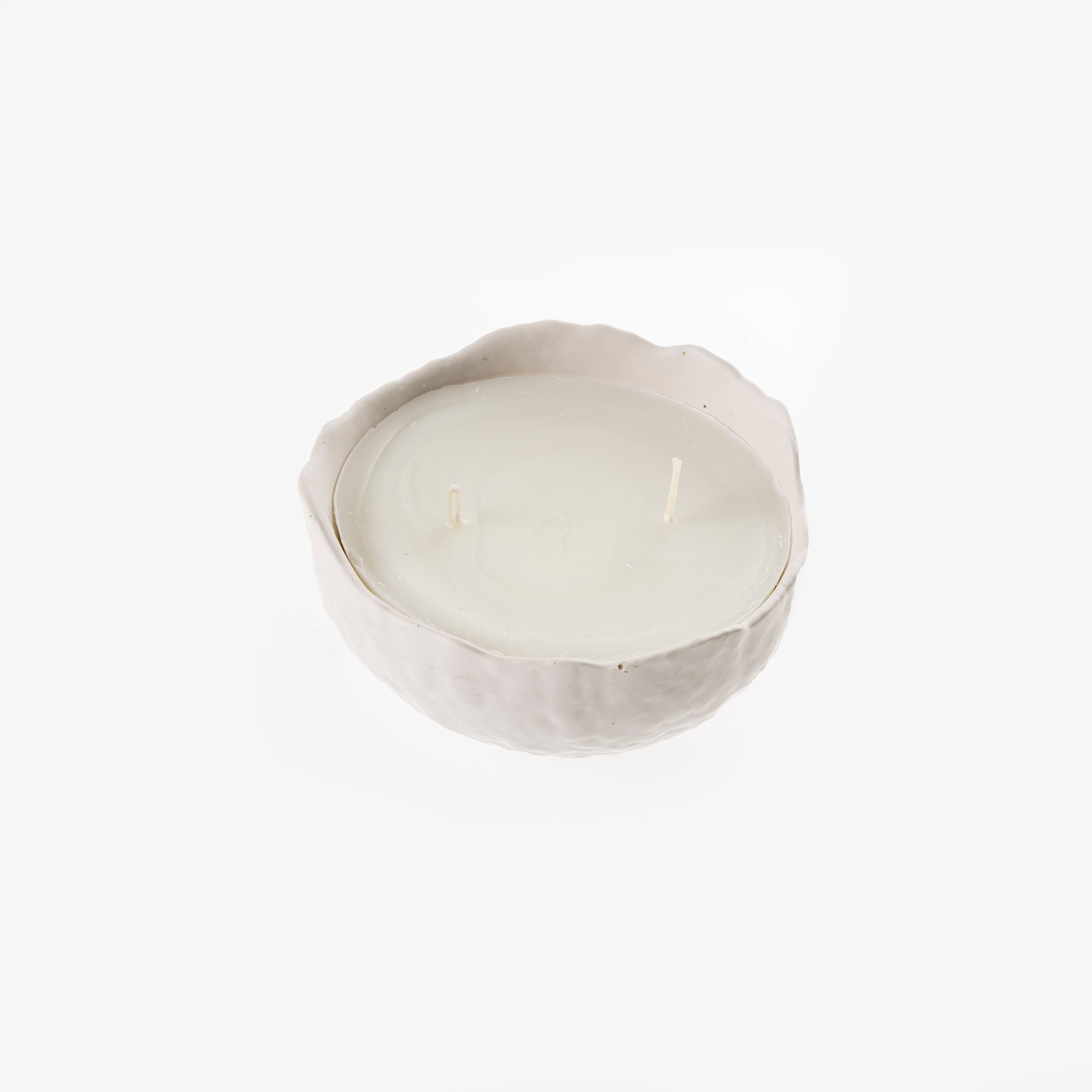 ASYMMETRICAL CANDLE [WHITE]