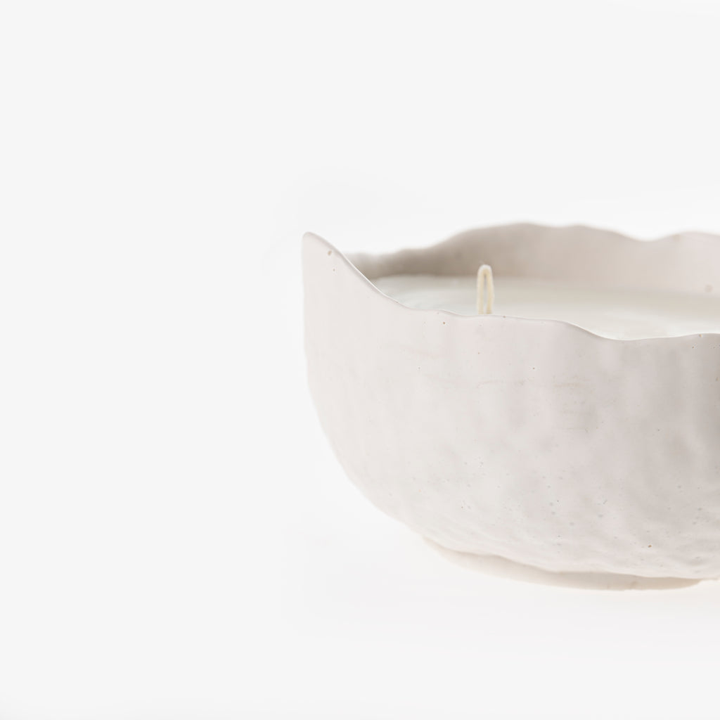 ASYMMETRICAL CANDLE [WHITE]