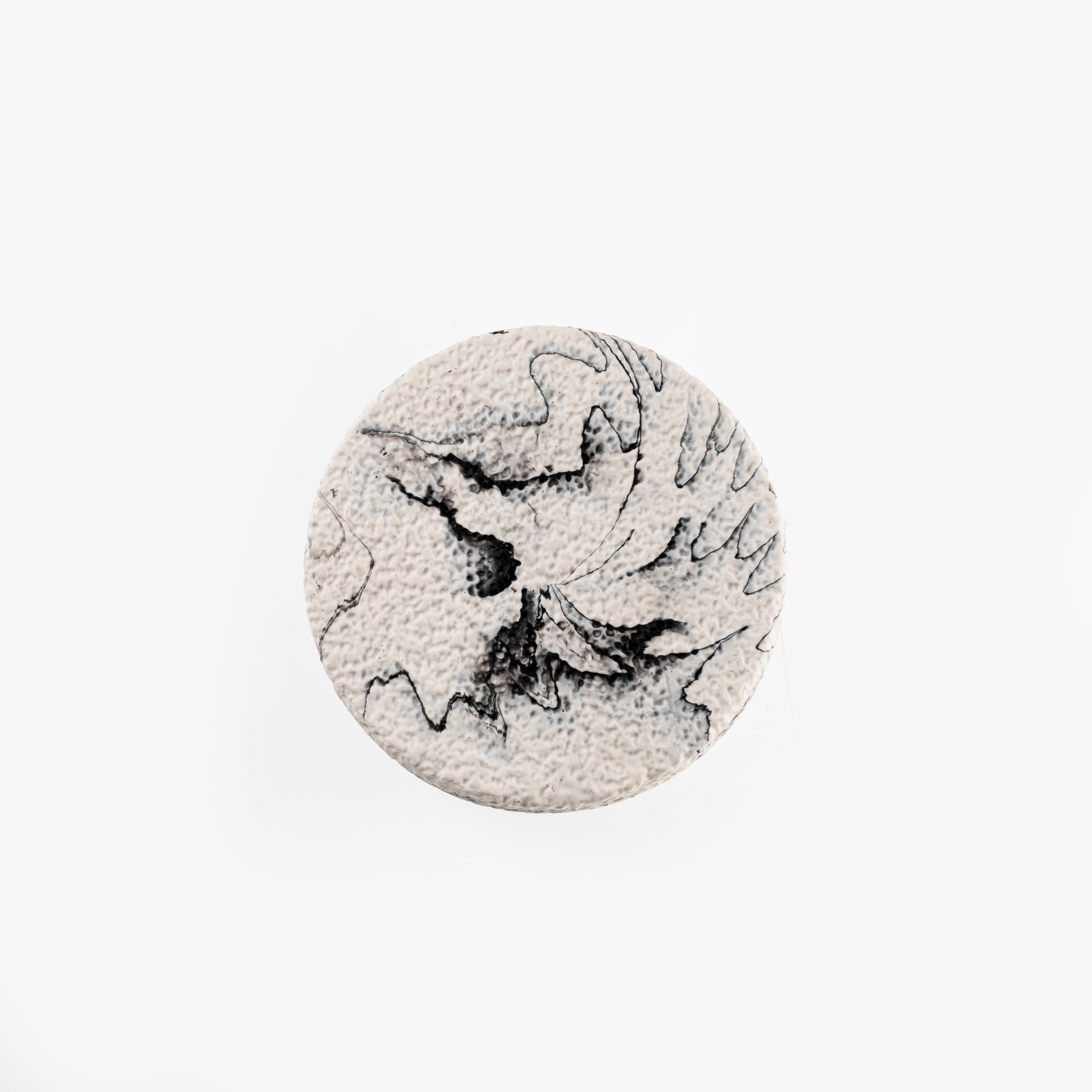 TEXTURED CANDLE [BLACK MARBLE]