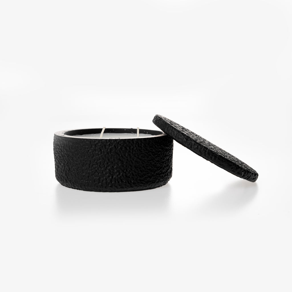TEXTURED CANDLE [BLACK]