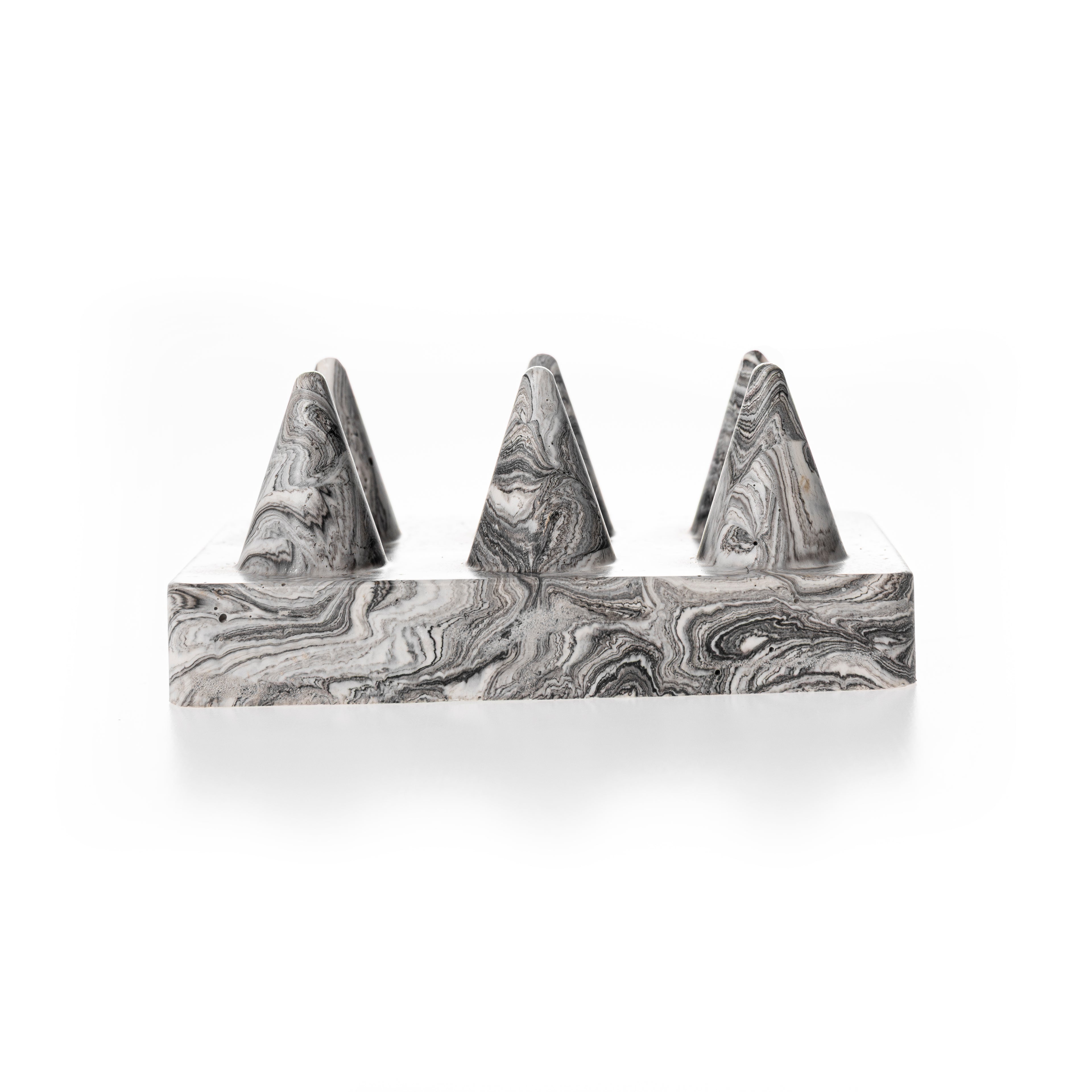 CONE RING HOLDER [BLACK MARBLE]