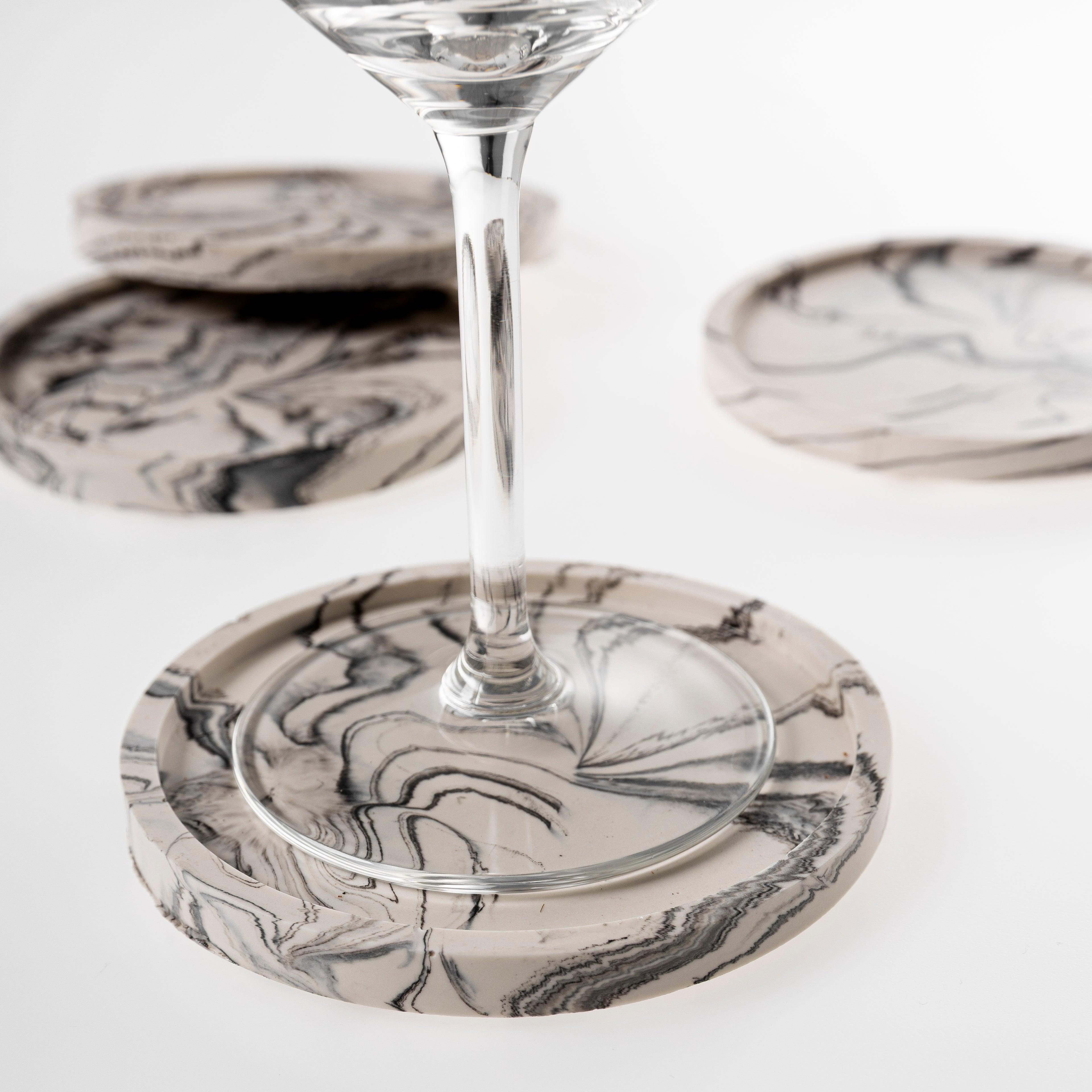 RIMMED COASTER SET [BLACK MARBLE]